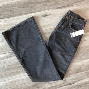 NWT Urban Outfitters BDG Low-Rise Flare Jean Washed Black Size 25